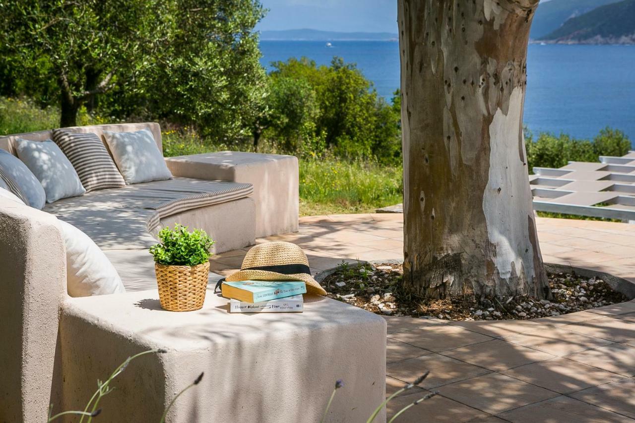 Martini Waterfront Suites Fiskardo Dış mekan fotoğraf