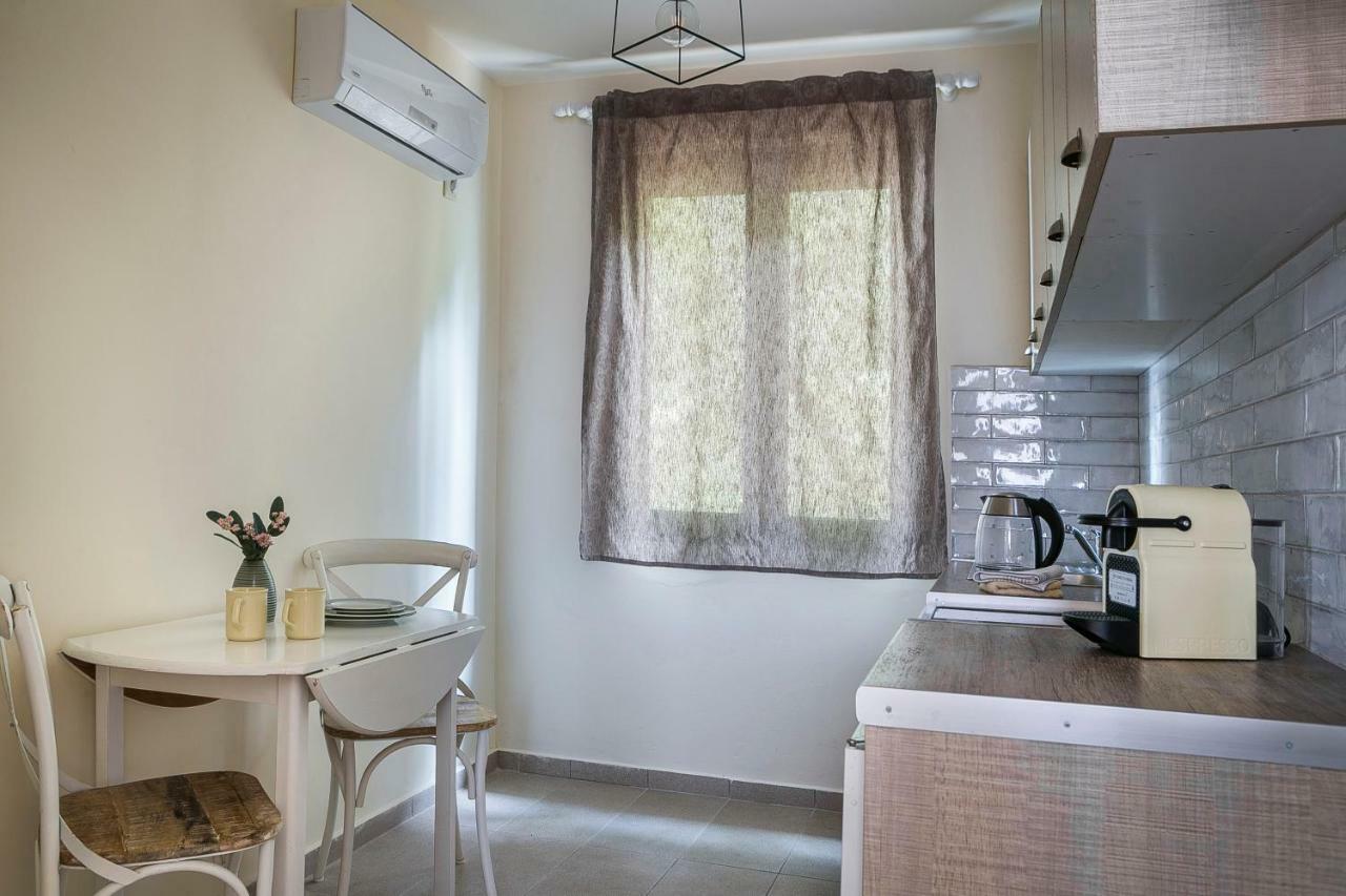 Martini Waterfront Suites Fiskardo Dış mekan fotoğraf