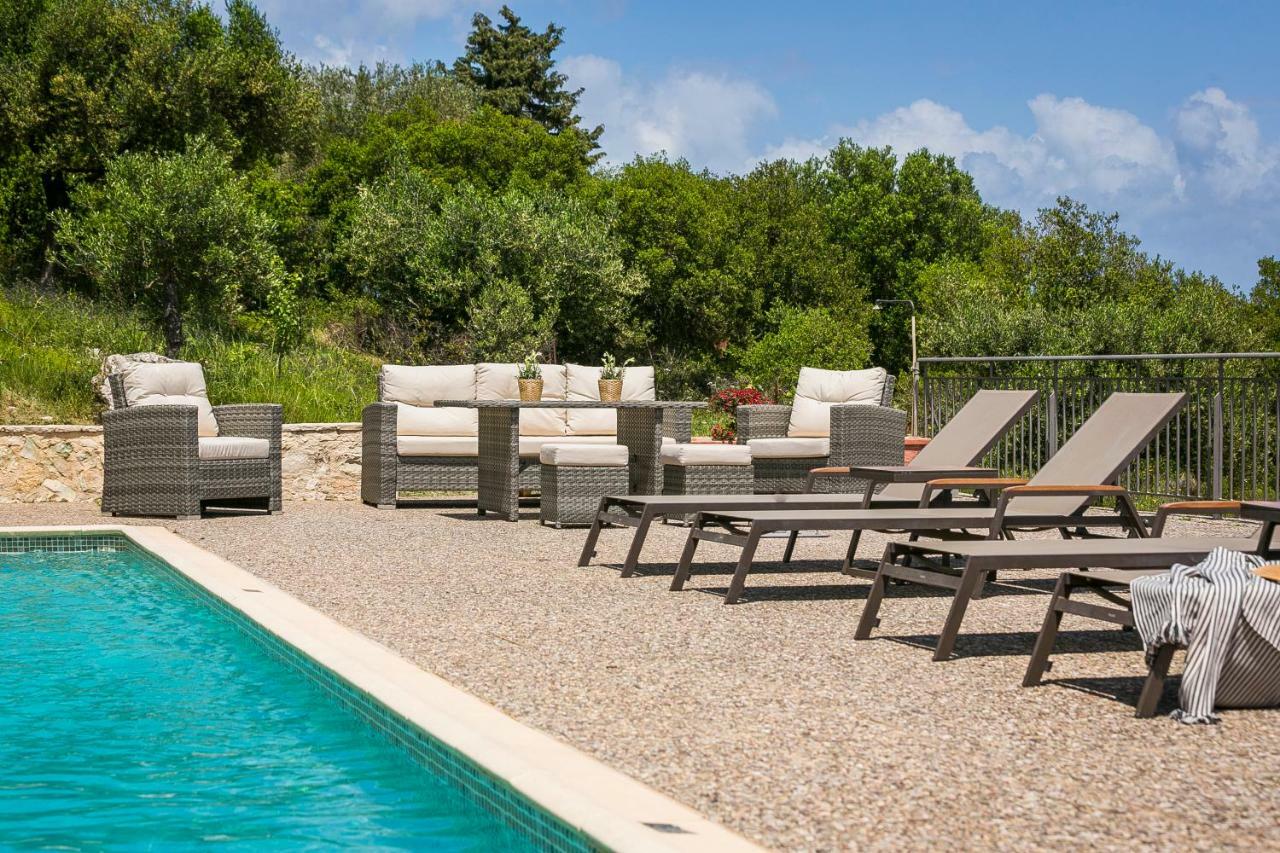 Martini Waterfront Suites Fiskardo Dış mekan fotoğraf