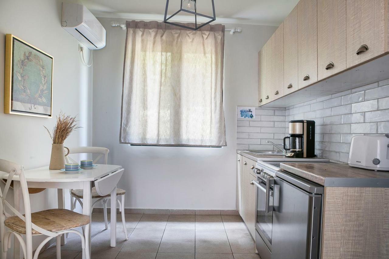 Martini Waterfront Suites Fiskardo Dış mekan fotoğraf